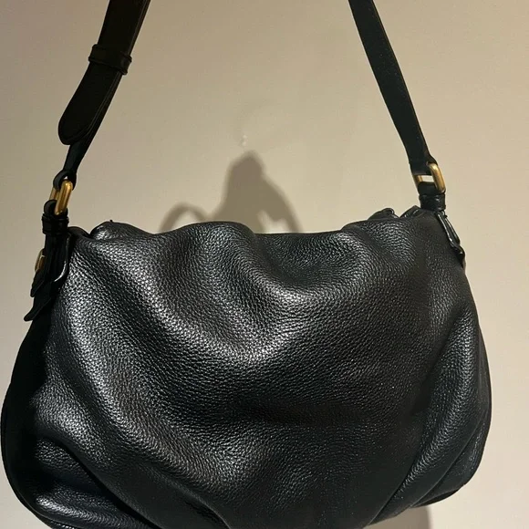 Marc Jacobs Natasha Black Crossbody Bag with Gold Details - Picture 12 of 12